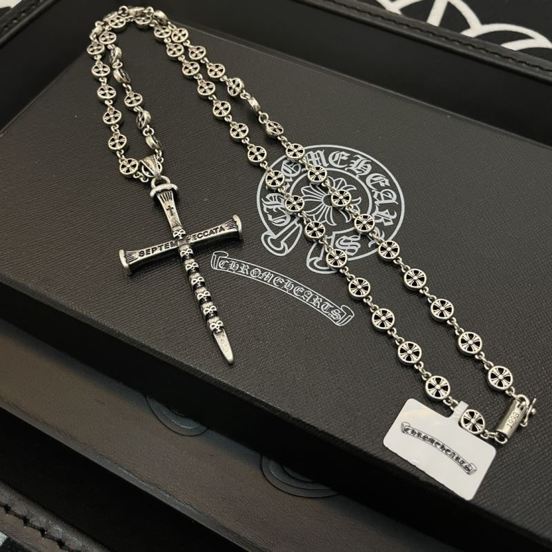 Ch*0me He**ts necklaces